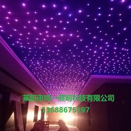 恒大影城走廊星空.jpg